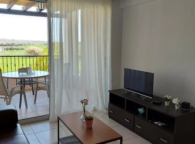 Palms - 1 Bedroom Apartmán Pyla