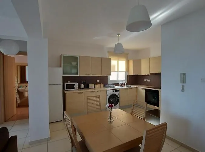 Palms - 1 Bedroom Apartmán Pyla